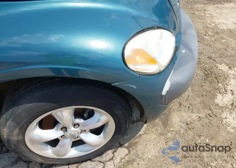 2001 Chrysler Pt Cruiser z USA, uszkodzony, nr VIN 3C4FY4BB91T521134